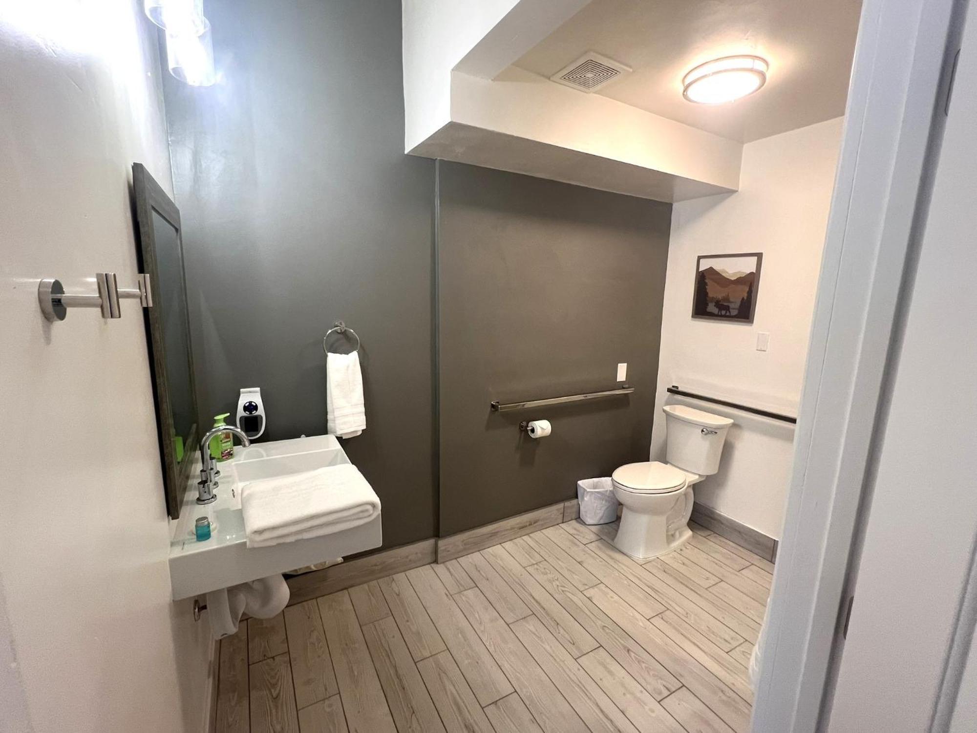Wofford Village Studios Wofford Heights Esterno foto