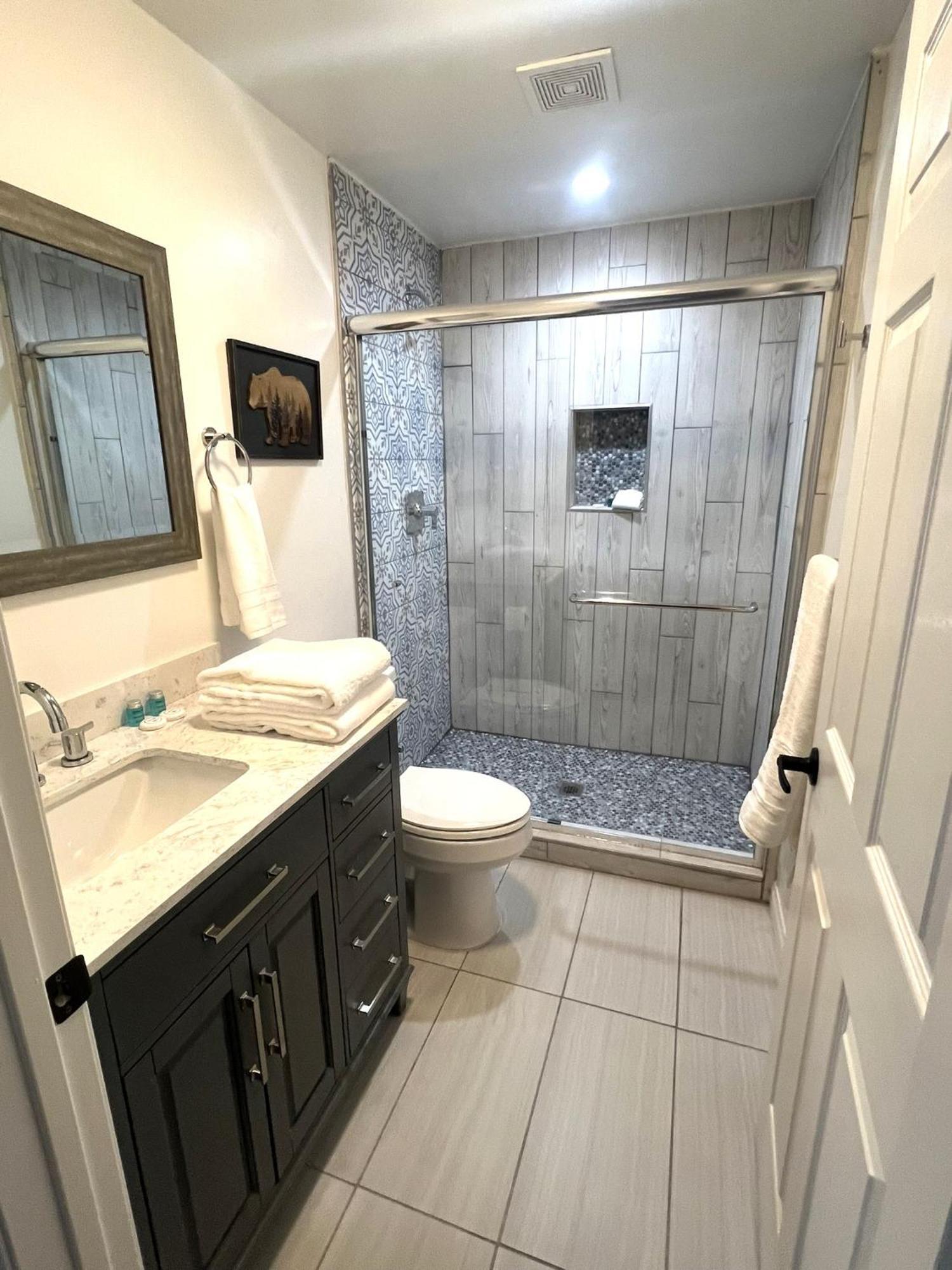 Wofford Village Studios Wofford Heights Esterno foto